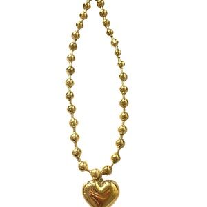WOLF&BADGER Gold Heart Pendant Necklace